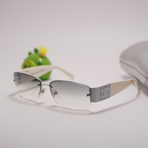 Chanel Sunglasses - Picture 3 of 10